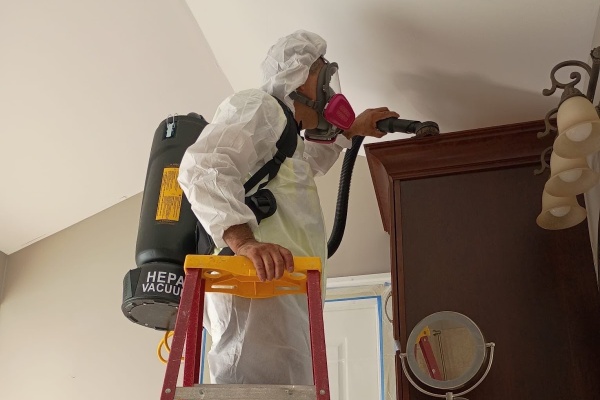 Expert Damage Restoration Contractor Work